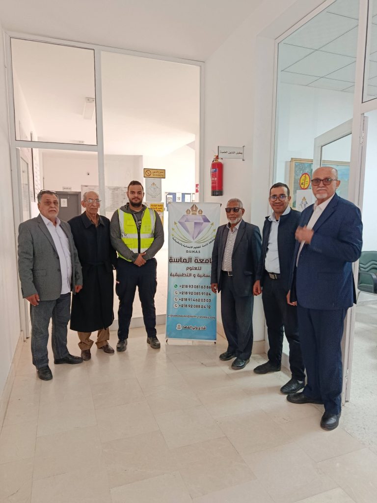 ادارة الجامعة تقيم دورة تدريبية لنشر ثقافة السلامة و تعزيز الوعي المجتمعي 11